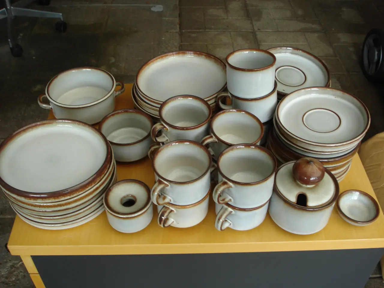 Billede 1 - Kaffe stel Bornholm stentøj
