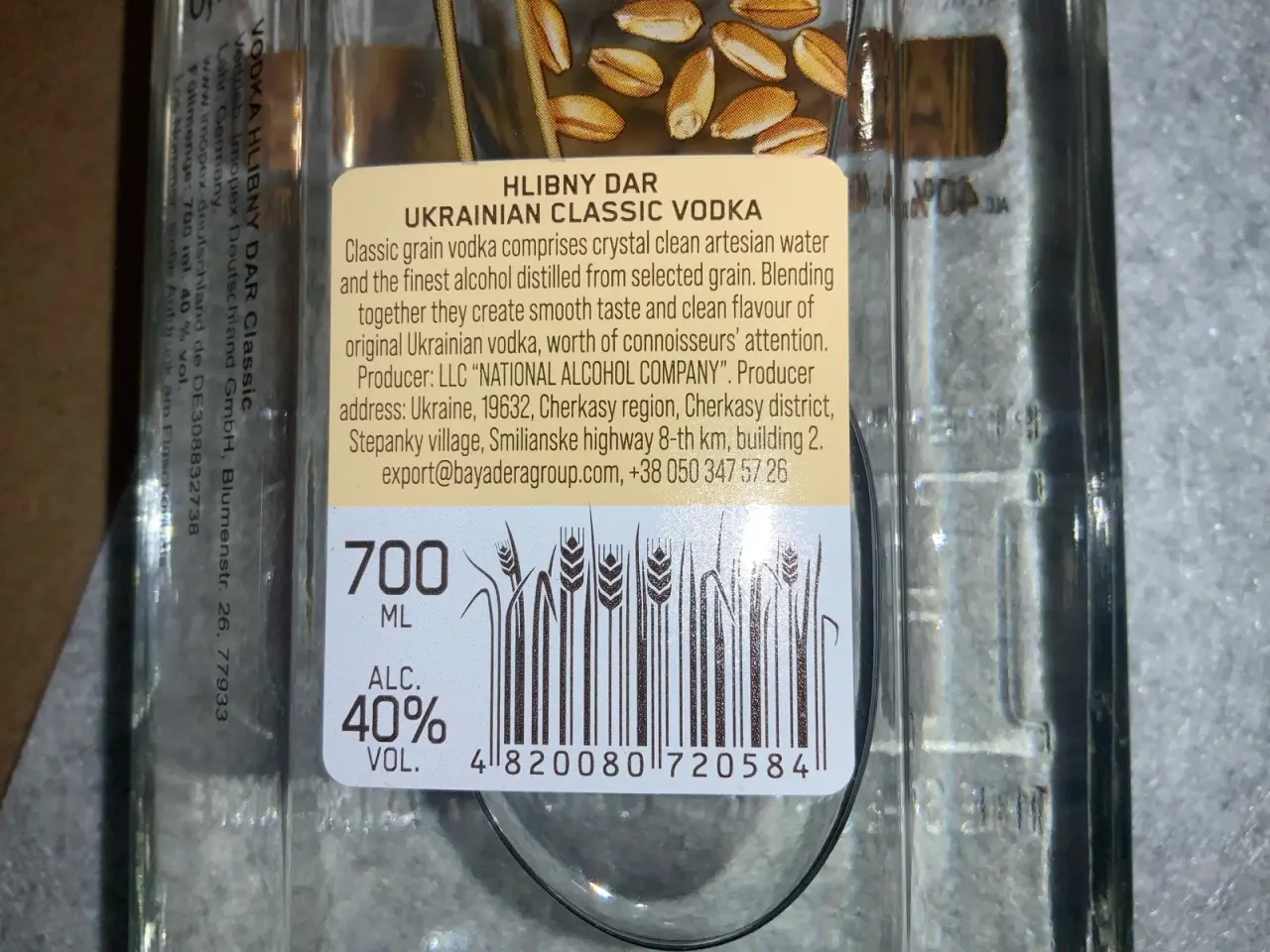 Billede 3 - Hlibny Dar Classic ukrainsk vodka på 700 ml., 40%