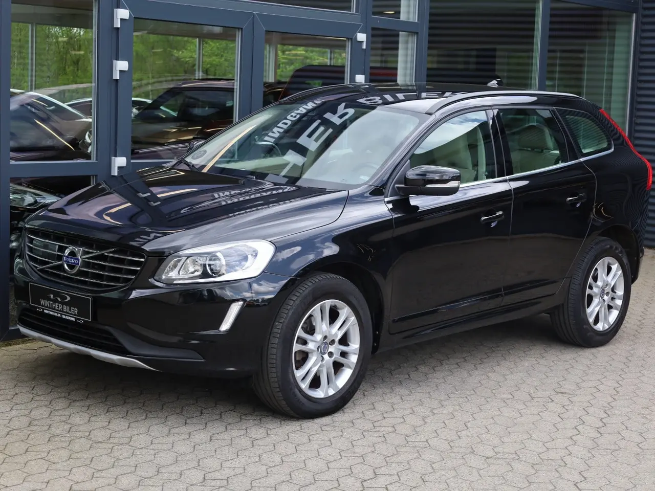 Billede 6 - Volvo XC60 2,0 D4 190 Momentum aut.