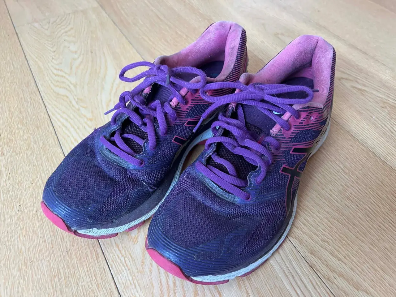 Billede 1 - Asics løbesko str. 38 