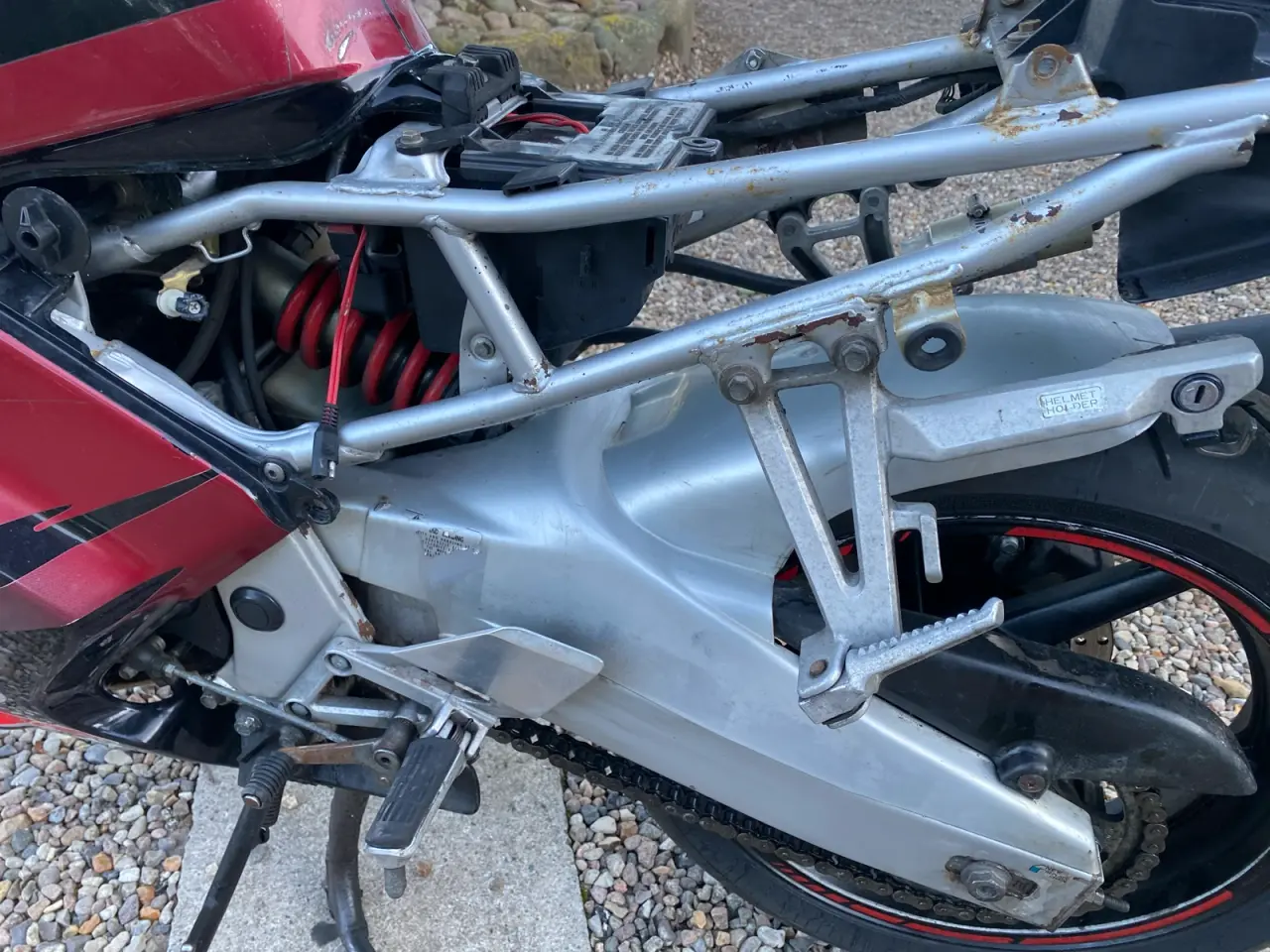 Billede 5 - Honda CBR 600 F – Velkørende sportstouring