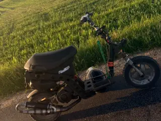 Piaggio old zip (uden skjolde)