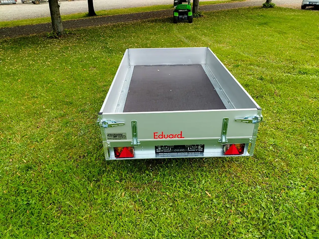 Billede 2 - EDUARD trailer 2514-750 Boggie-56