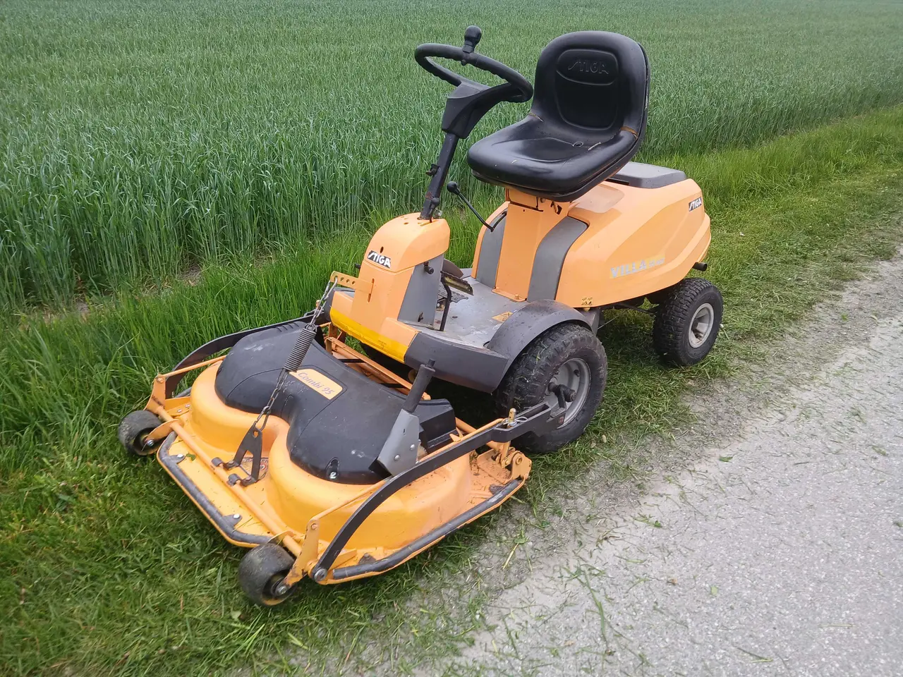 Billede 3 - HAVETRAKTOR STIGA VILLA 14 HST