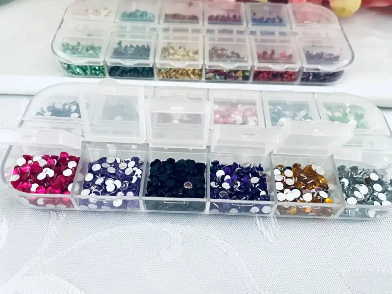 Billede 2 - Rhinsten og glitter