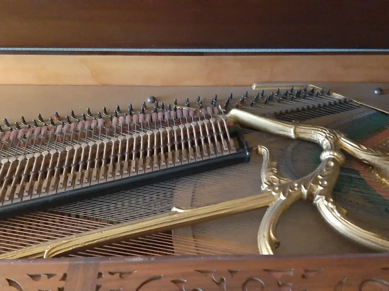 Billede 2 - Antikt Hornung og Møller taffelpiano fra 1870 