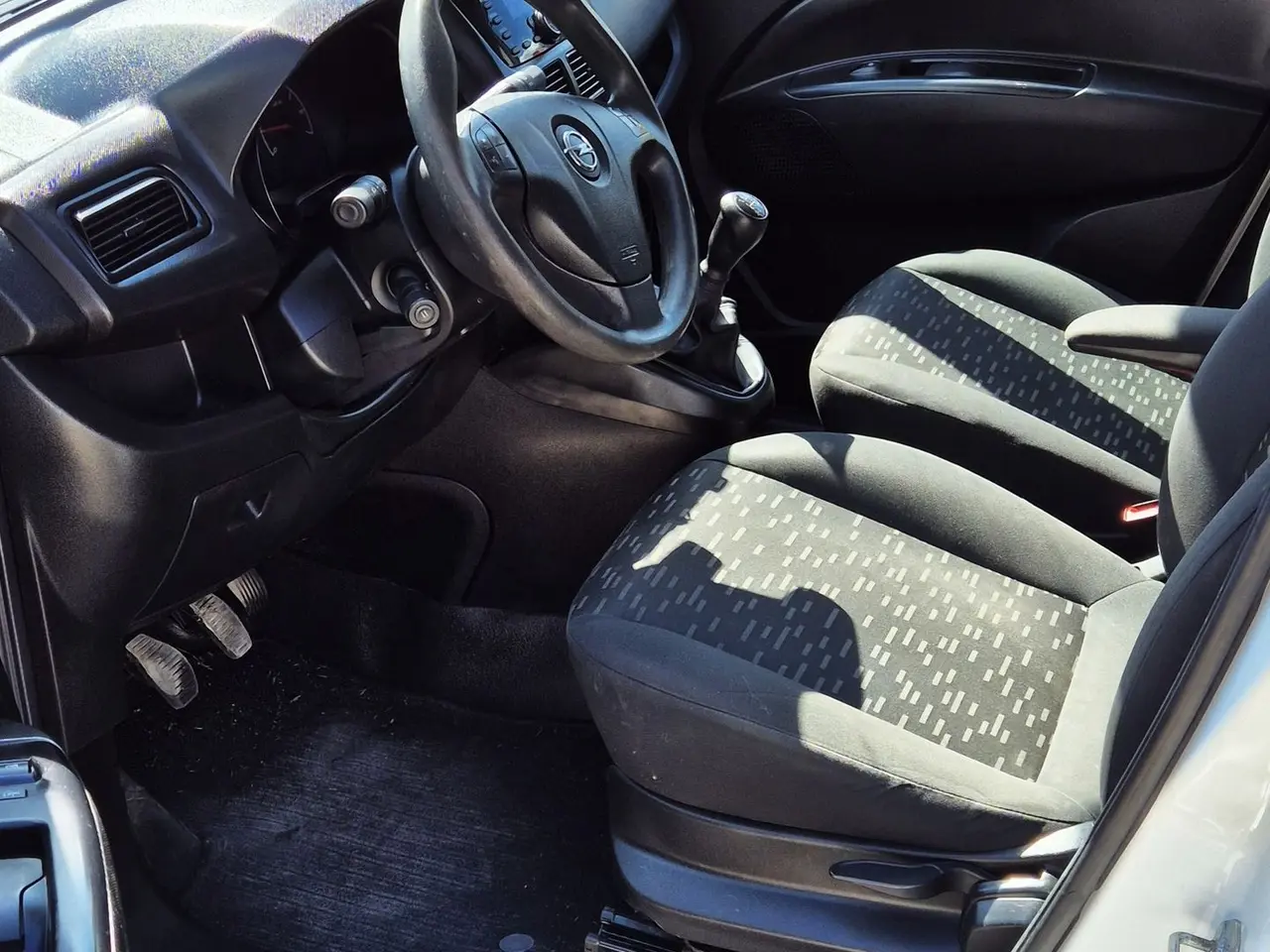 Billede 13 - Opel Combo / med opbygning i varerum / lav vægtafgift