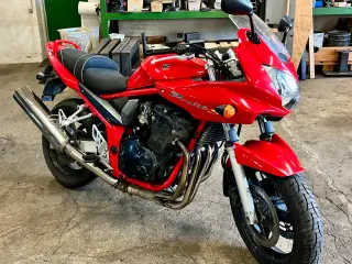 Suzuki Gsf 650 s