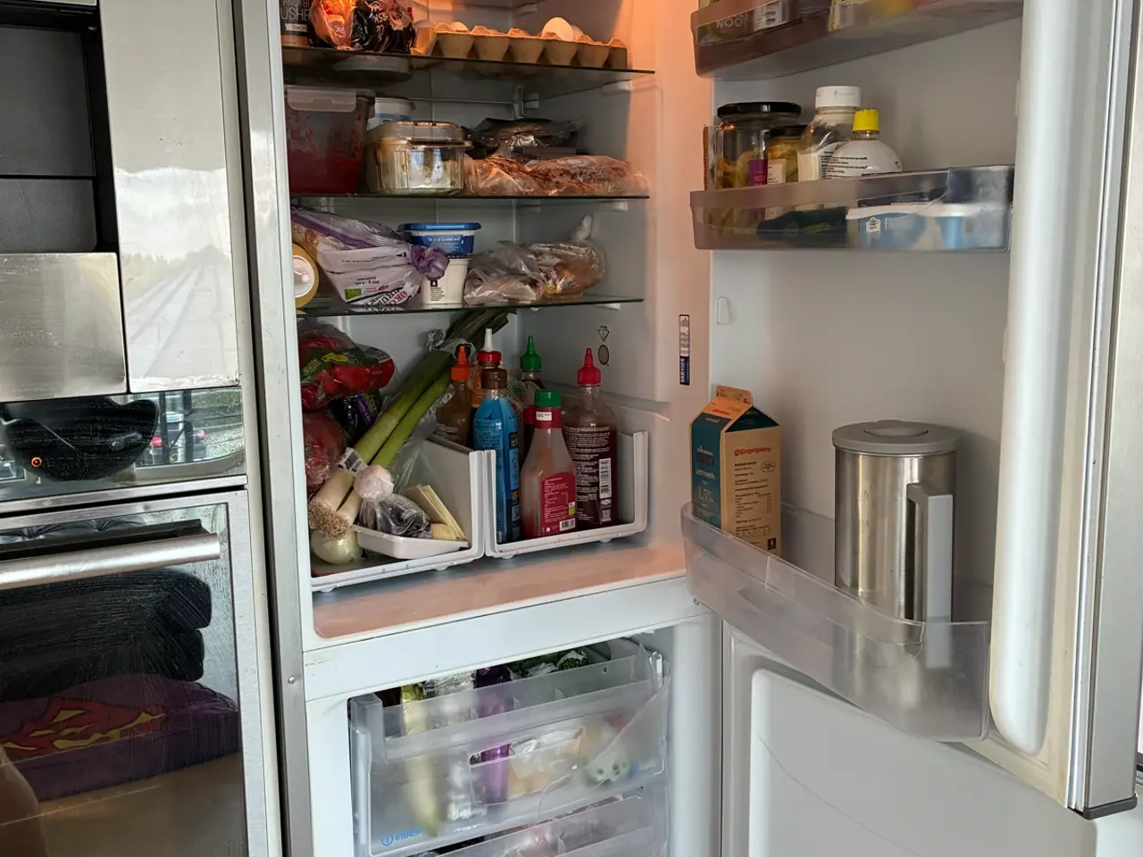 Billede 3 - Indesit køle/fryseskab (stål-look)