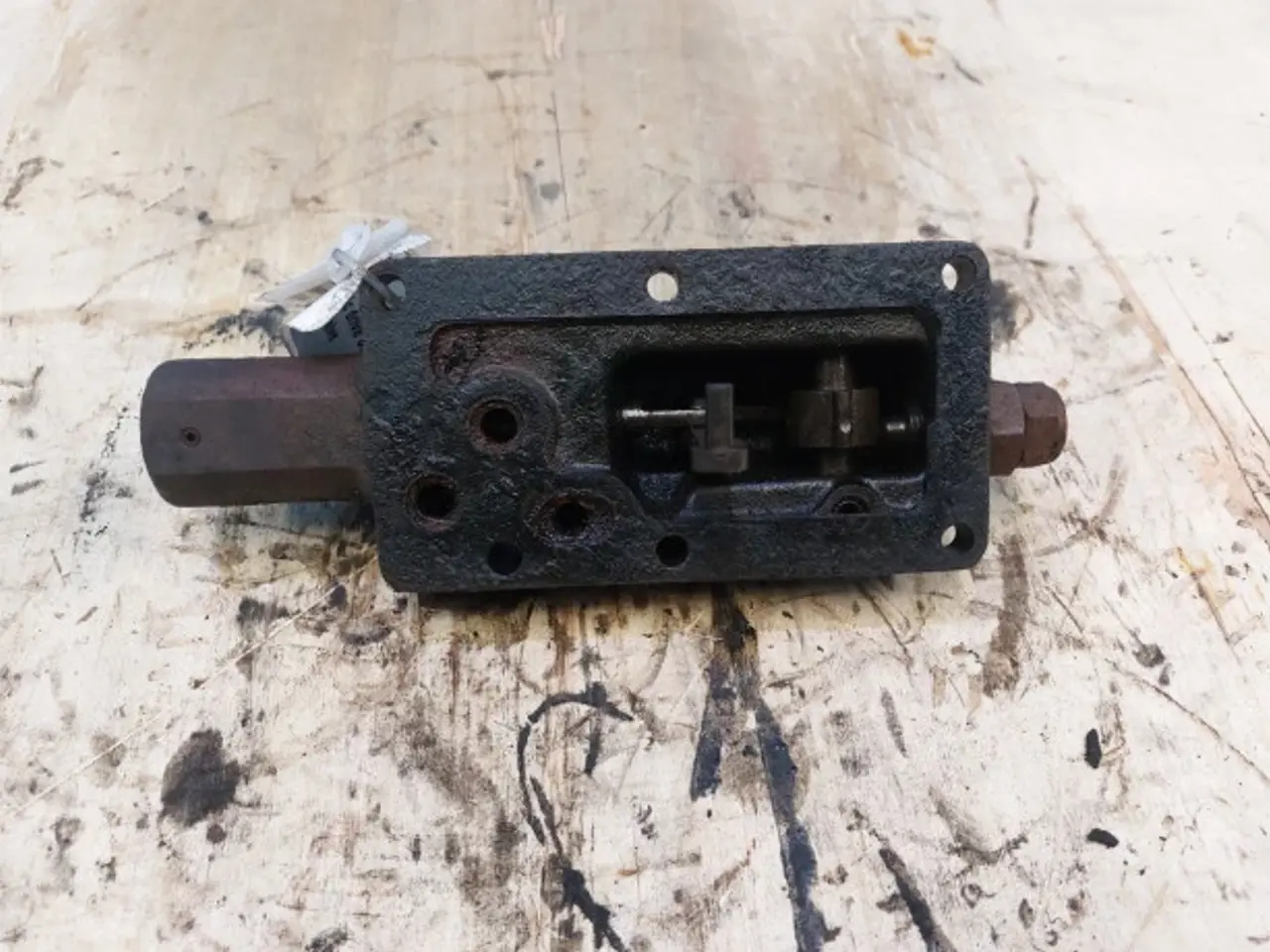 Billede 2 - John Deere 9780i Hydraulik valve AZ232683