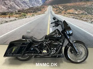 Harley-Davidson FLHR Road King 119"