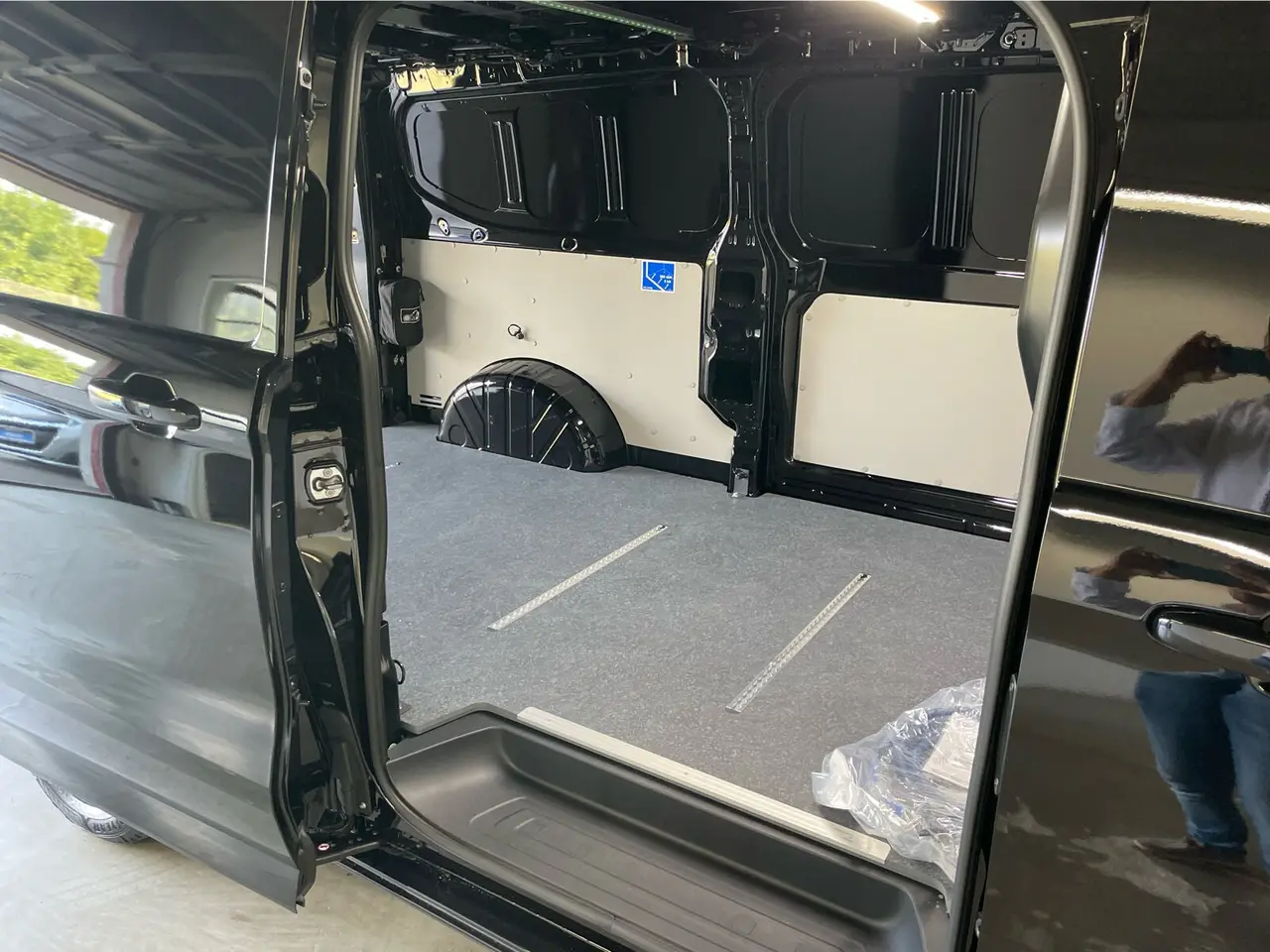 Billede 24 - Ford E-Transit Custom 340 L2 71 Limited
