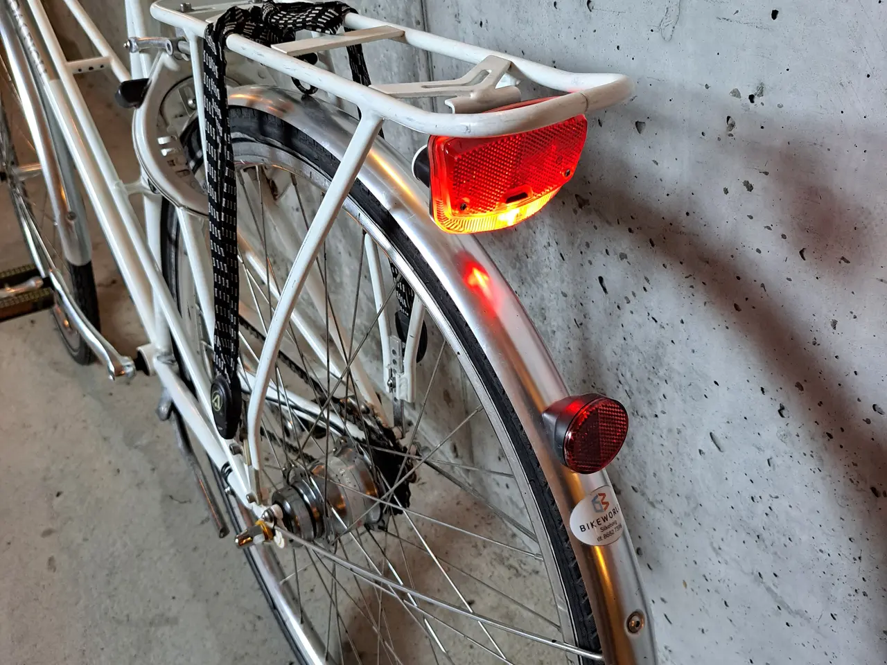Billede 4 - 28” damecykel / Raleigh / retro /