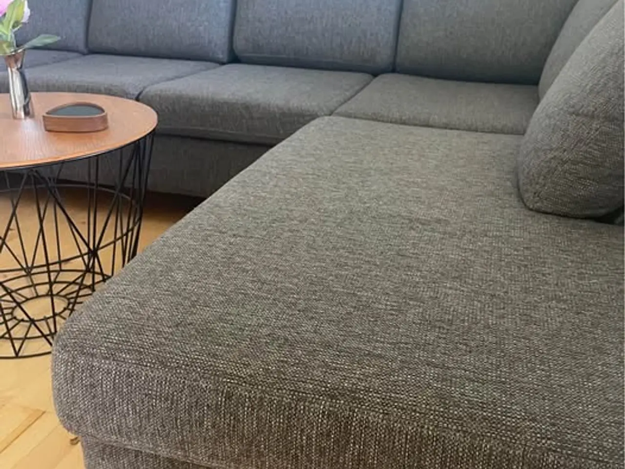 Billede 3 - Velholdt chaiselong sofa med to chaiselonger.