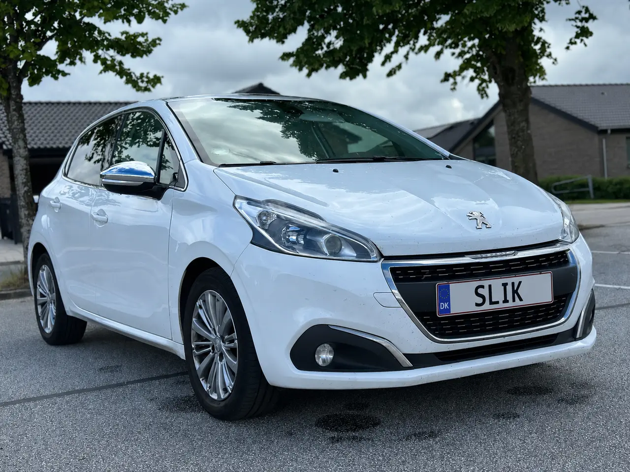 Billede 1 - Peugeot 208 1.6 BlueHDi Allure Sky