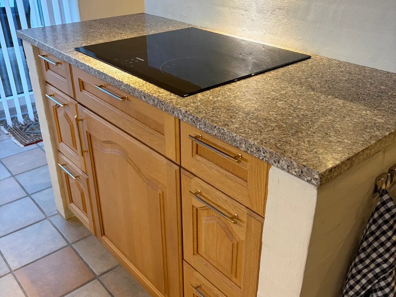 Billede 1 - Granitsten bordplade m. kogezone