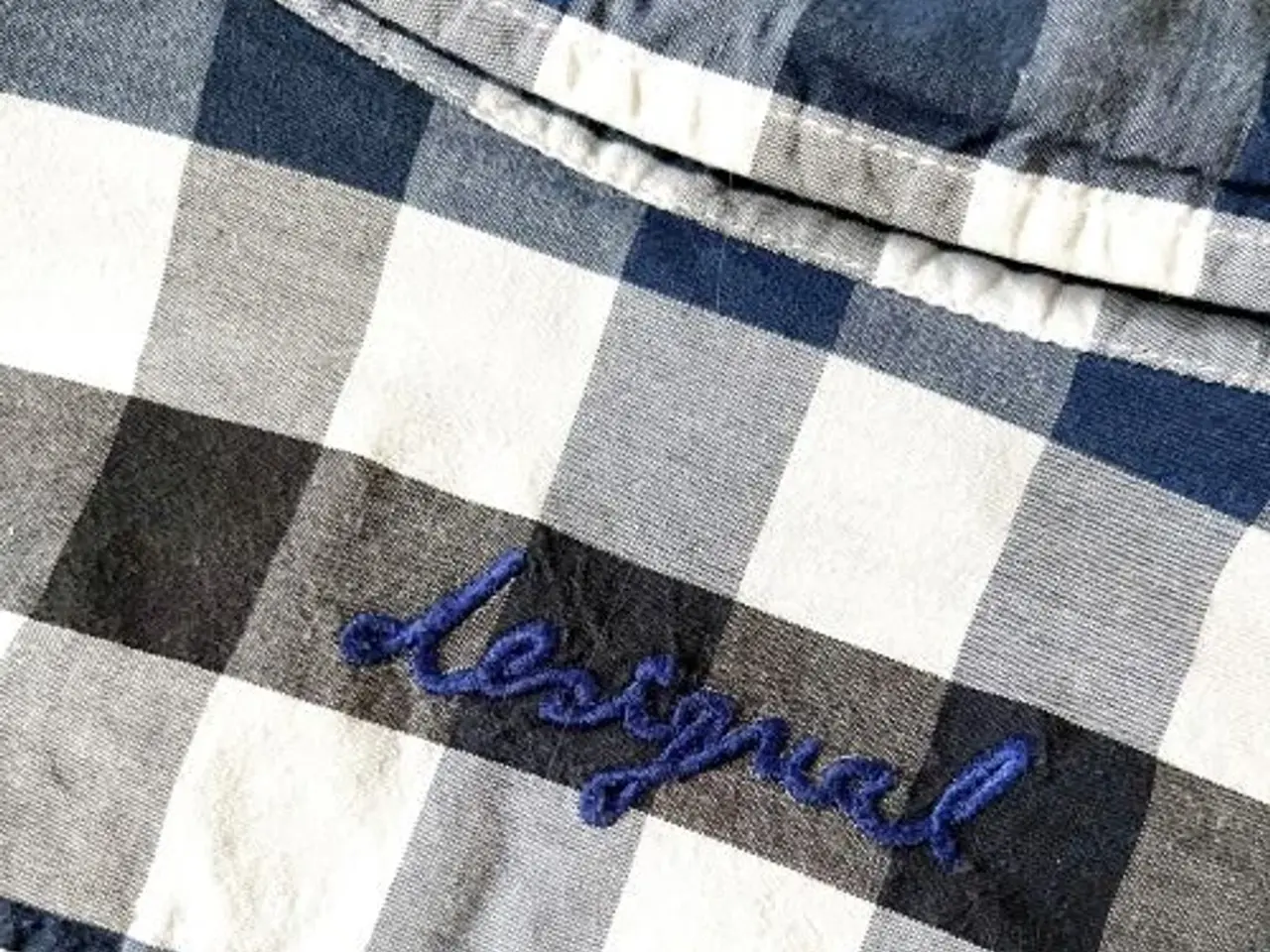 Billede 4 - Desigual herreskjorte med store tern