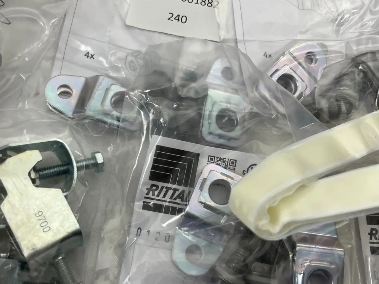 Billede 12 - Rittal kabinet Hardware parti : Mounting Kits,