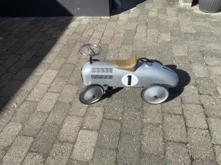 Gåbil som ny og smart retro