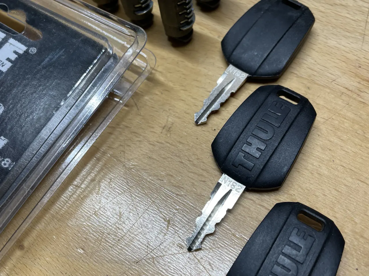 Billede 2 - Thule One Key System låsecylindre og nøgler.