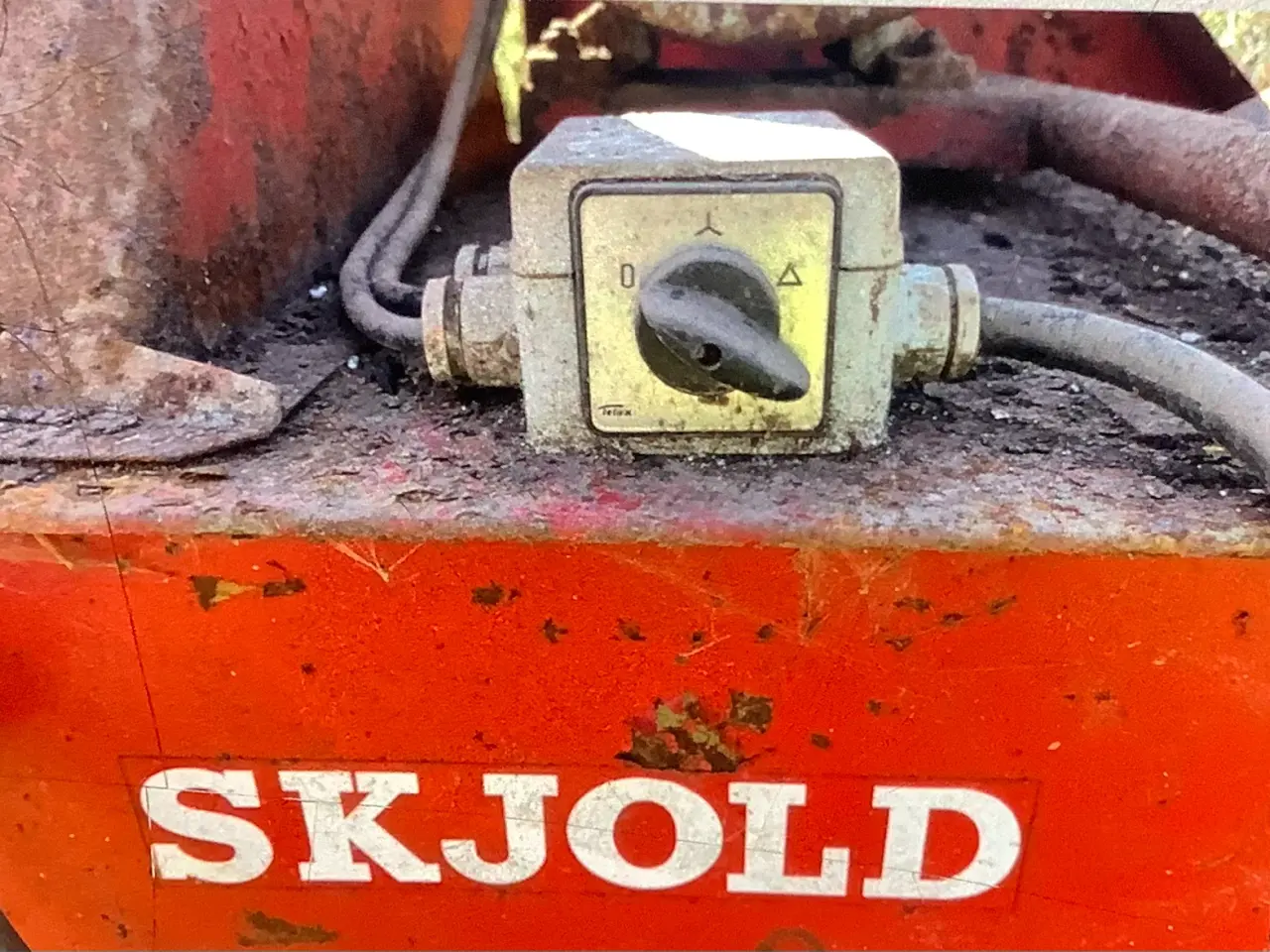 Billede 3 - Skjold halmsnitter til små halmballer