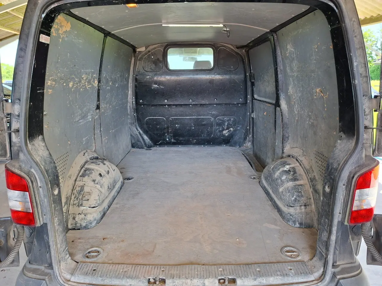 Billede 12 - VW Transporter 2,0 TDi 102 Kassevogn kort