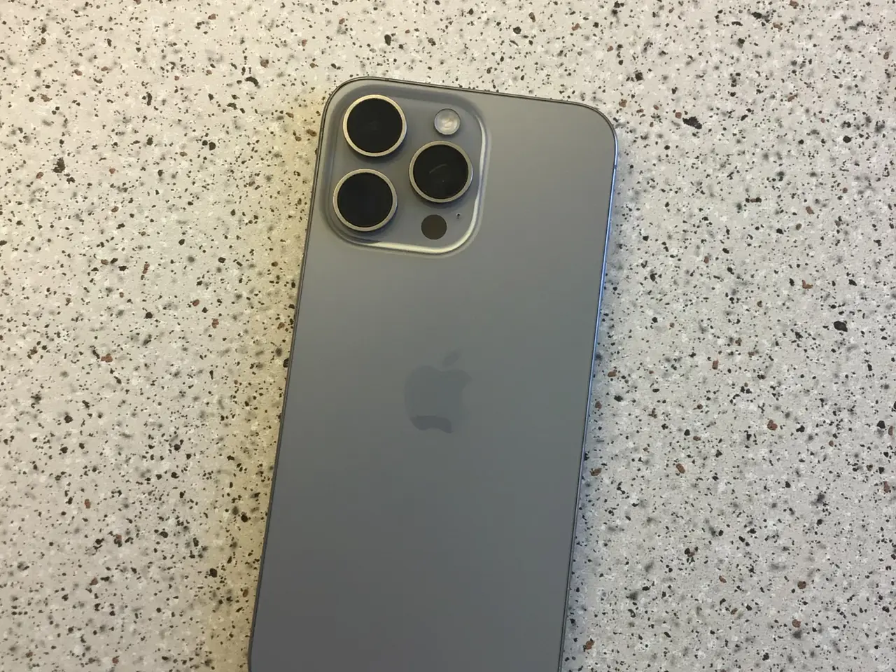 Billede 3 - iPhone 15 pro Max 256 GB