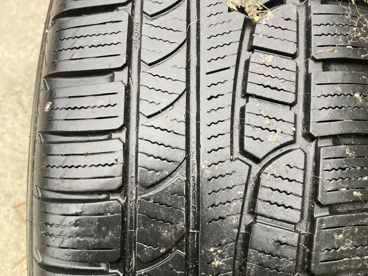 Billede 1 - 4 dæk på alufælge til land Rover.