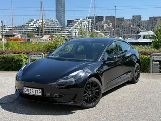 Tesla Model 3 Standard Range+ RWD