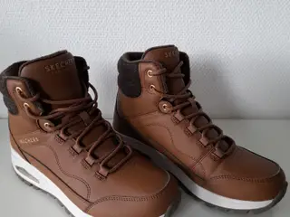 Skechers los Angeles str 38