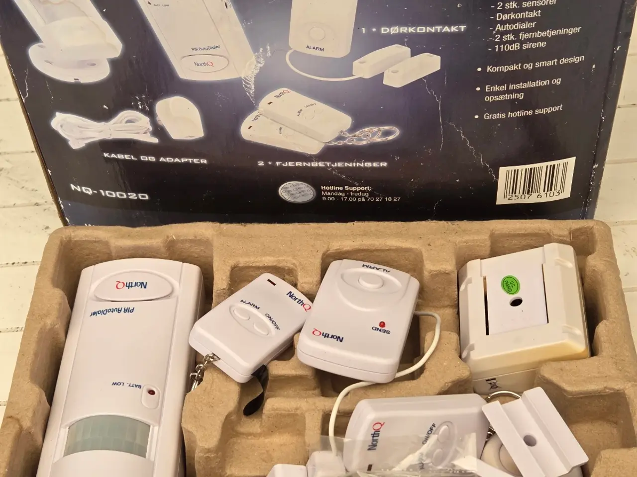 Billede 1 - Alarmsystem. Trådløst med sensorer og fjernvbet