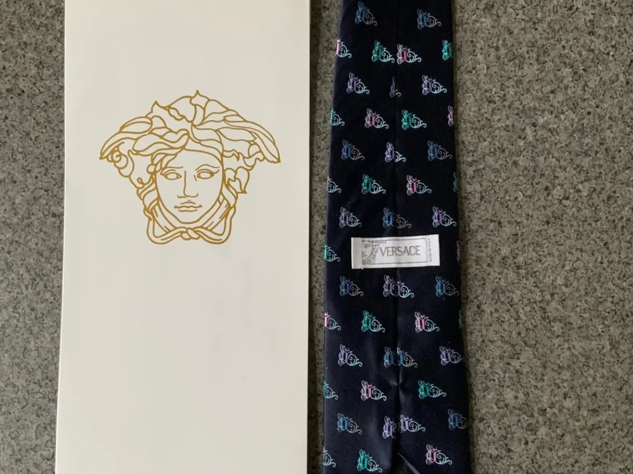 Billede 2 - Versace slips, Silk
