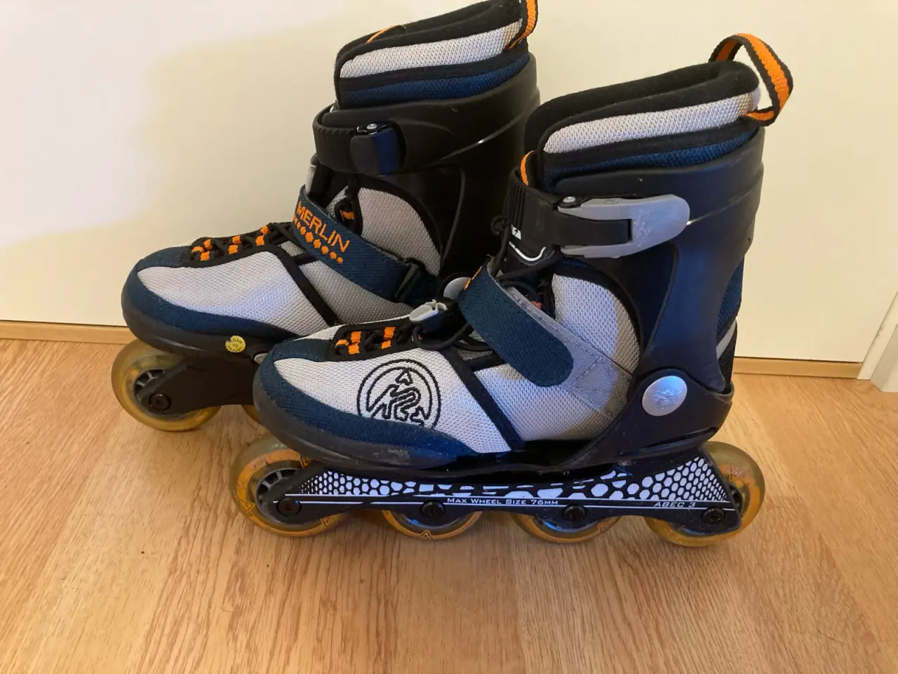 Billede 1 - K2 MERLIN INLINER RULLESKØJTER