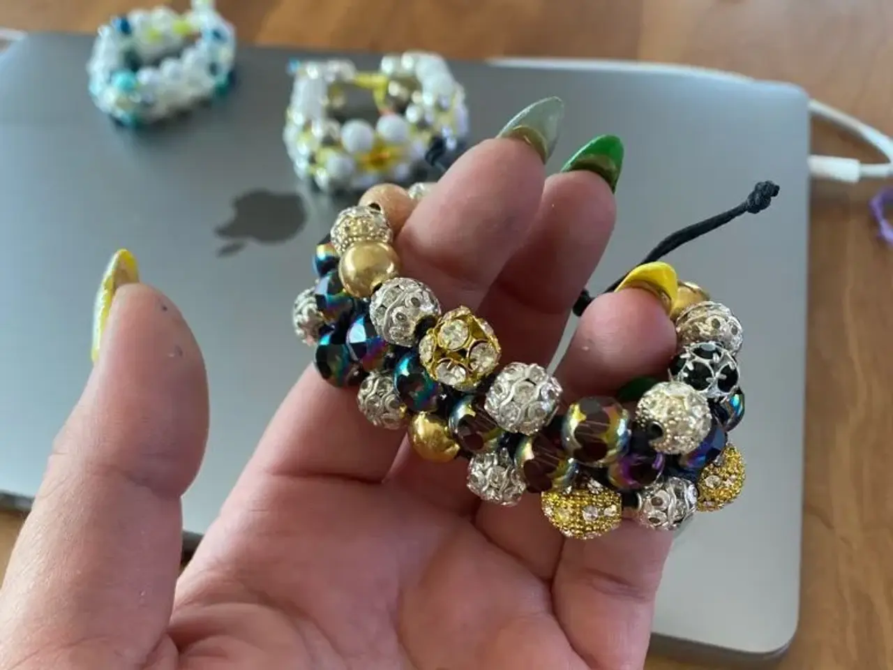 Billede 6 - Nye knyttede armbånd