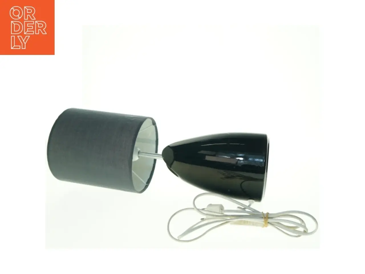 Billede 2 - Johgus Bornholm Bordlampe med grå stofskærm og sort fod (str. 48 x 18 cm)