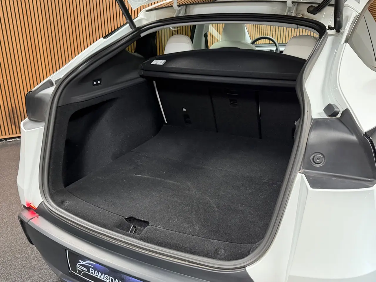 Billede 17 - Tesla Model Y Premium Long Range RWD