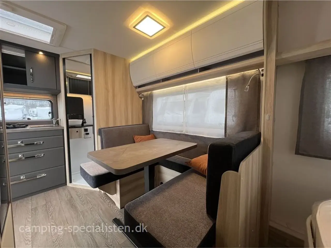 Billede 8 - 2026 - Hobby De Luxe 460 SFf 2026 Hobby De Luxe 460 SFf DK LINE - se den NU hos Camping-Specialisten.dk