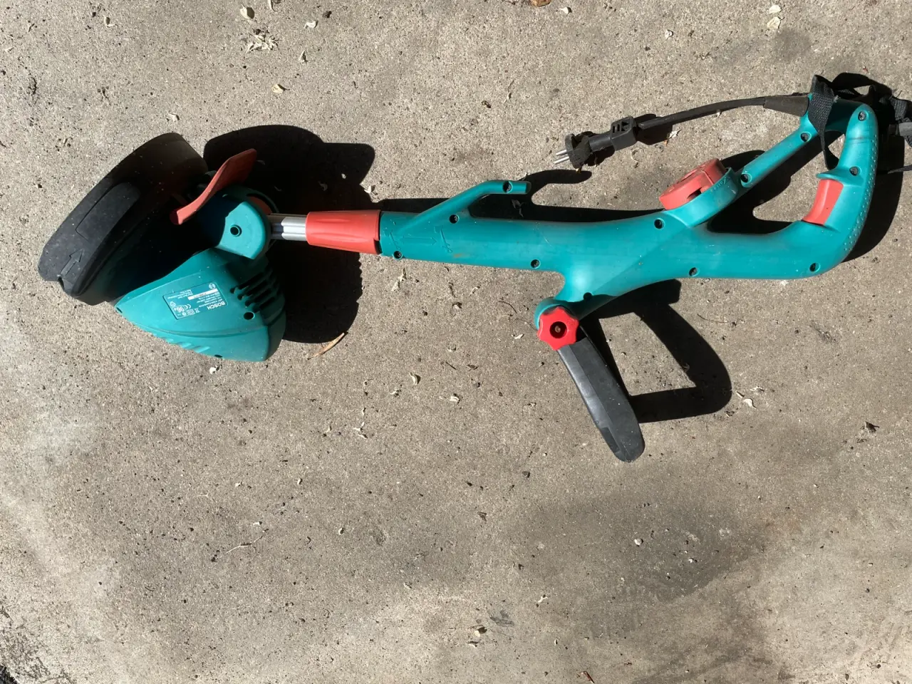 Billede 1 - Græskanttrimmer. Bosch