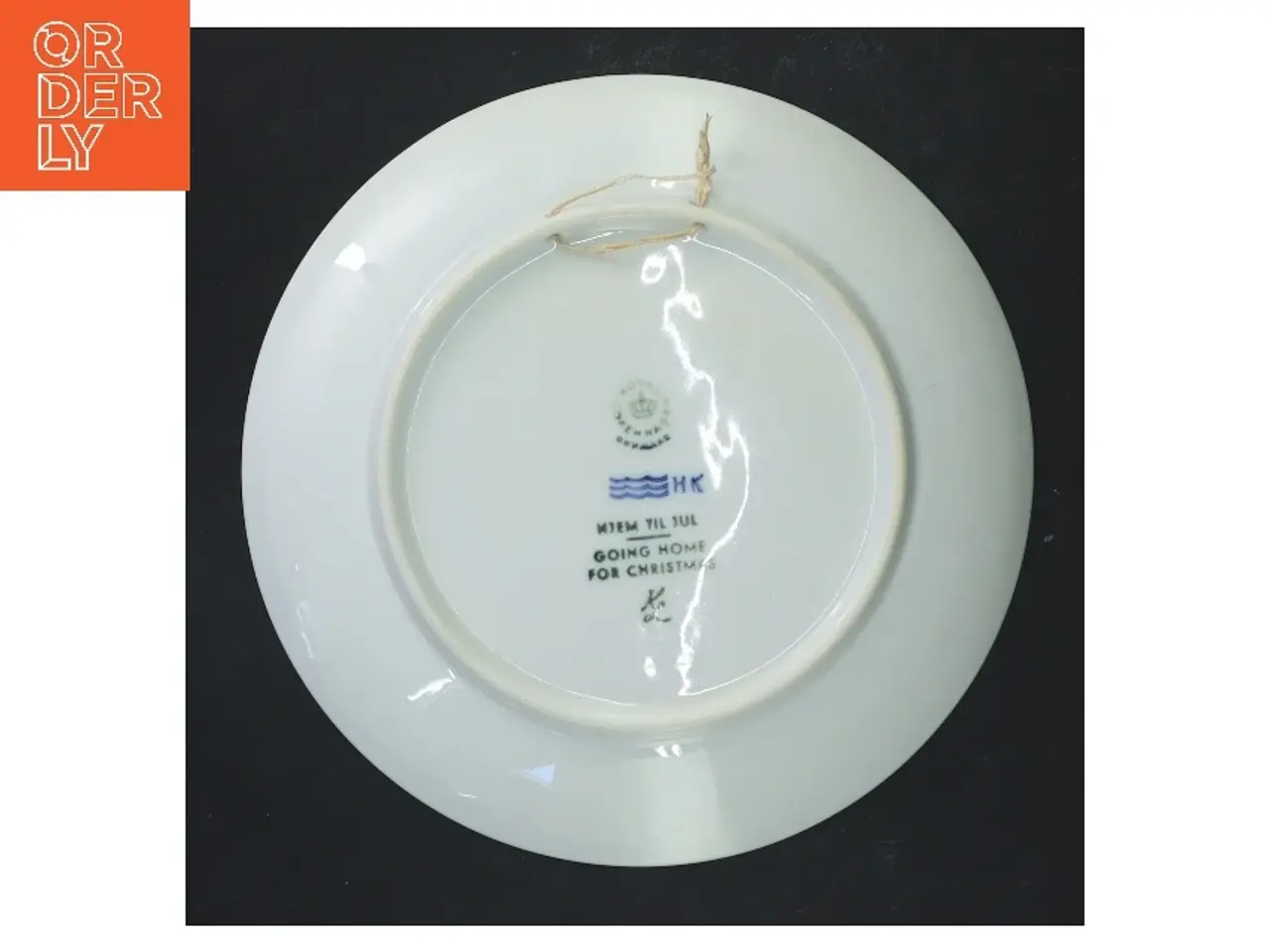 Billede 3 - Dekorativ platte fra1973 fra Royal Copenhagen (str. Ø 18,5 cm)