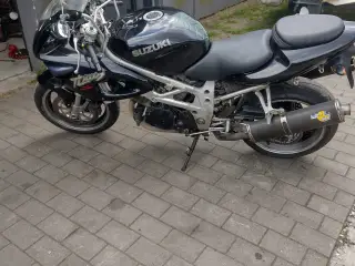 Suzuki tl 1000