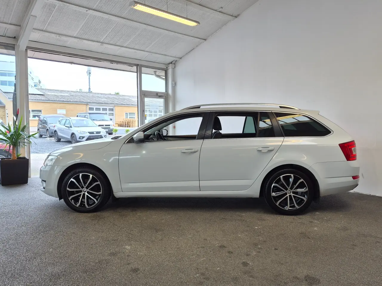 Billede 3 - Skoda Octavia 1,6 TDi 105 Elegance Combi DSG