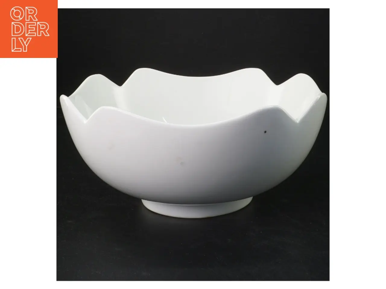 Billede 1 - Hvid porcelænsskål (str. Ø 26x11 cm)