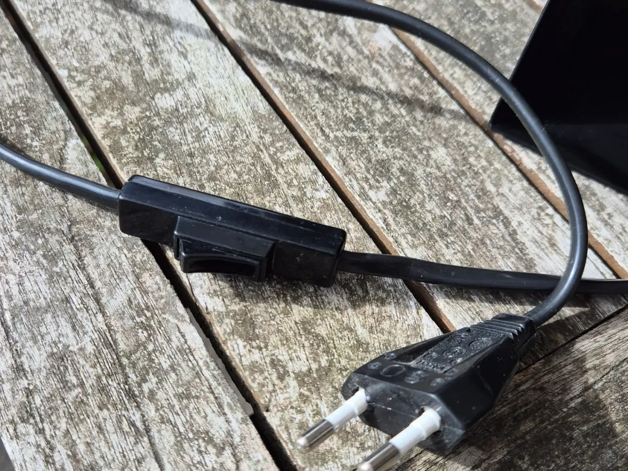 Billede 14 - Knaldsort væglampe med flot lyseffekt 