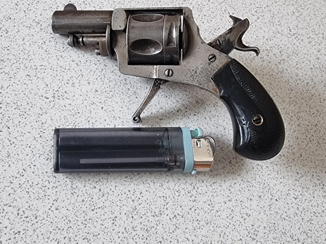 Billede 1 - Mini Bulldog kal. 32.