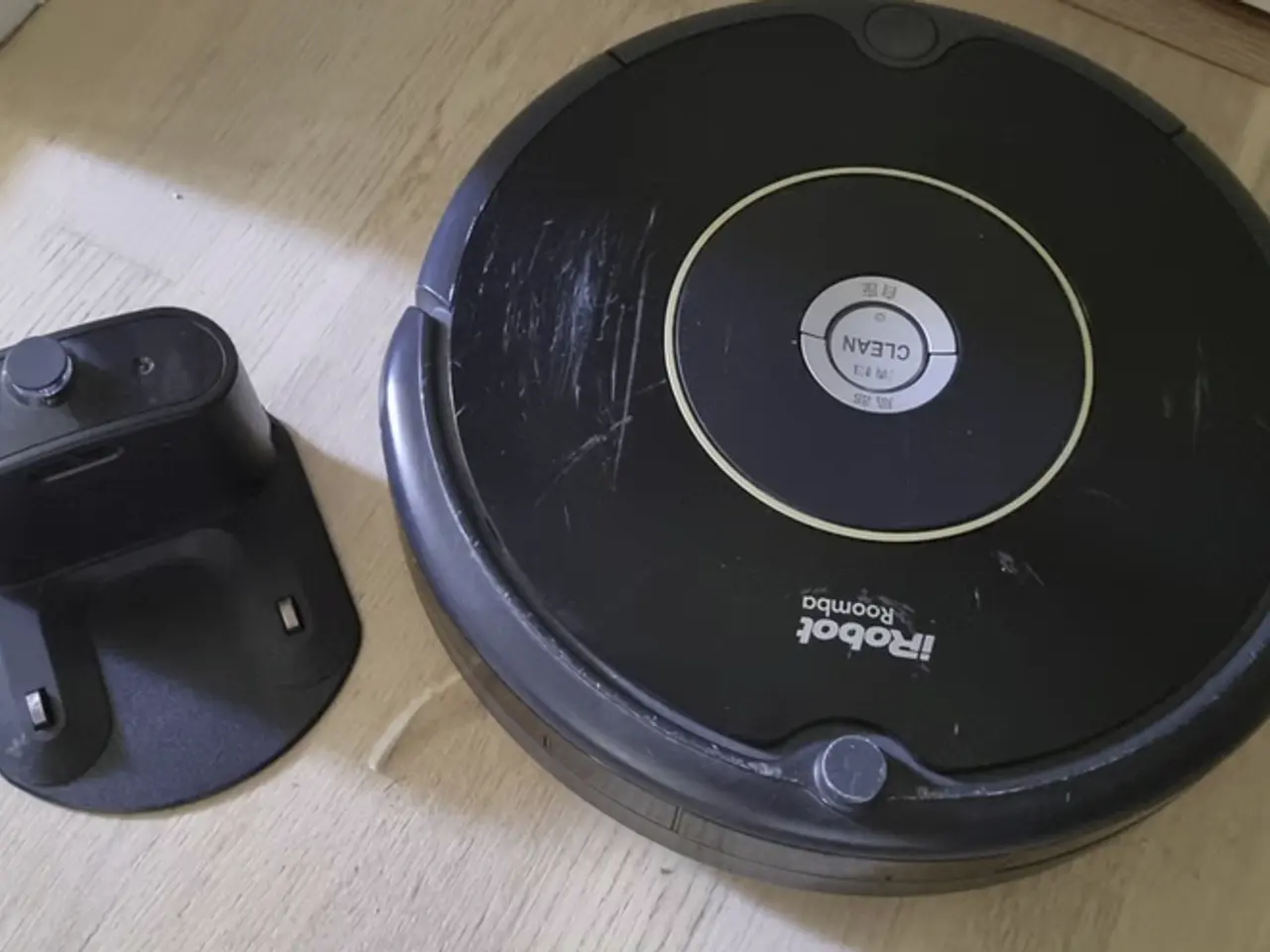 Billede 5 - iRobot Roomba Model 615 robotstøvsuger sort