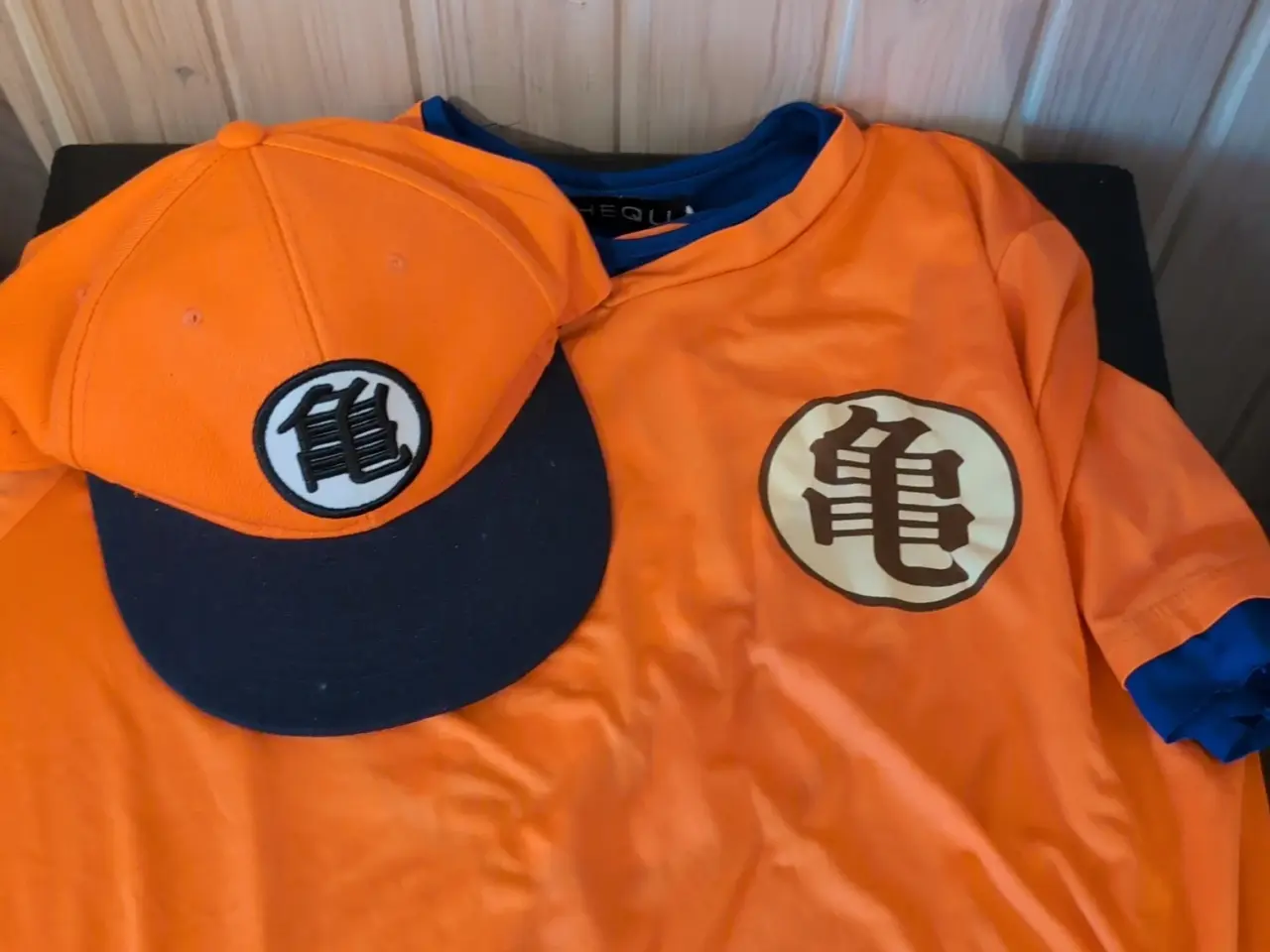 Billede 1 - Dragon Ball t-shirt og cap