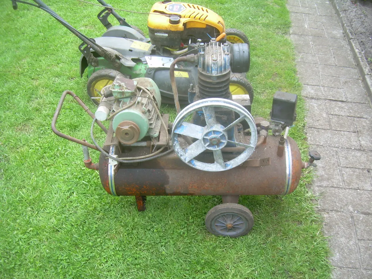 Billede 2 - com presser 2 cyl virker motor medfølger  