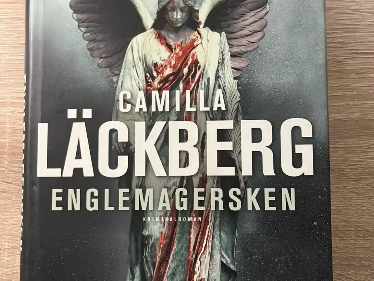 Billede 1 - Englemagersken af Camilla Läckberg