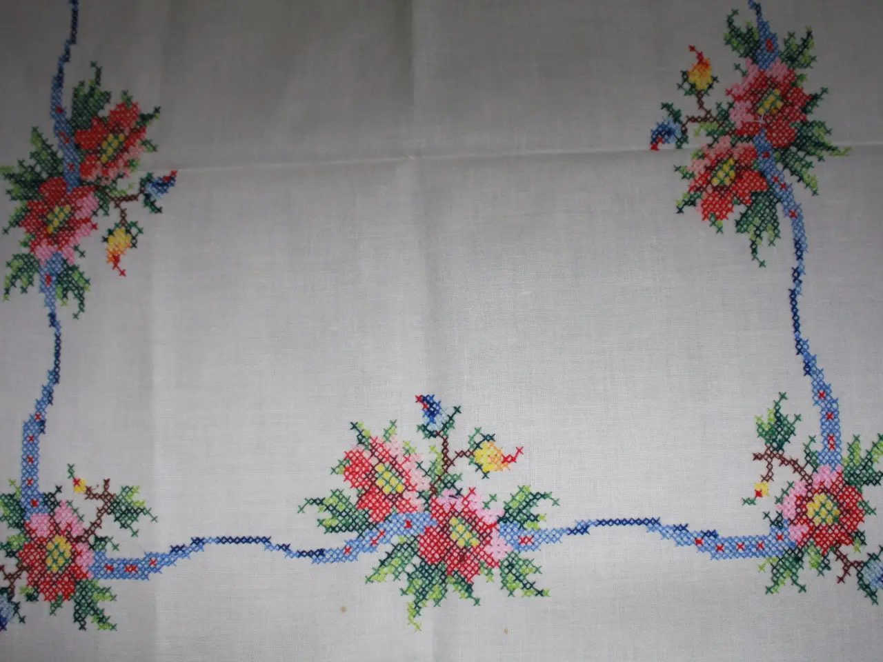 Billede 6 - Lille dug 87 x 87 cm, m. 4 servietter