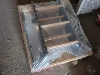 Lofttrappe 600 kr